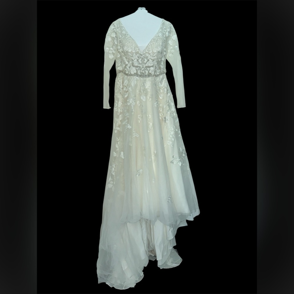 Elegant Ivory Long Sleeve Illusion Wedding Dress with Timeless Charm - Picture 2 of 11